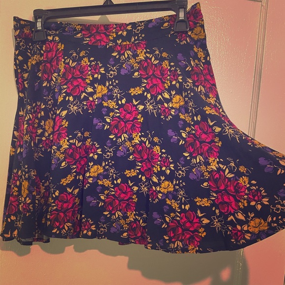 Cotton On Dresses & Skirts - Skater floral skirt